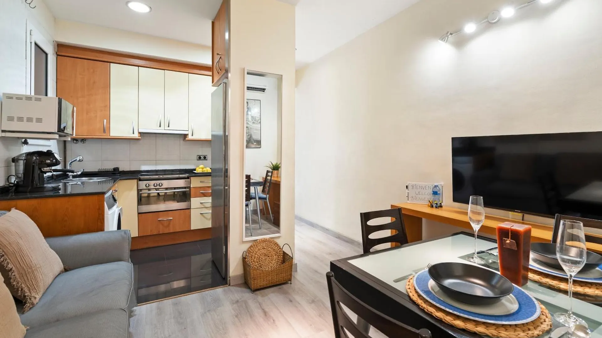 Steps To Sagrada Familia 2Bedroom Retreat Barcelona